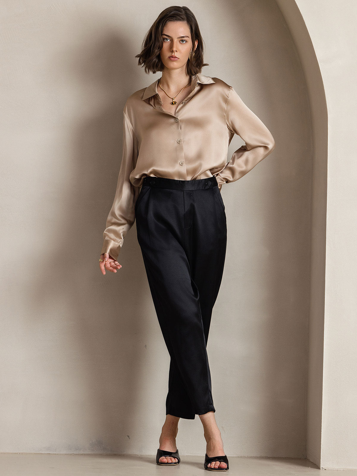 19Momme Silk Long Sleeve Lapel Collar Women's Shirt with Button Up Design