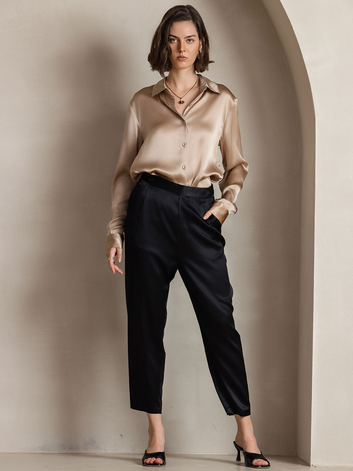19Momme Silk Long Sleeve Lapel Collar Women's Shirt with Button Up Design
