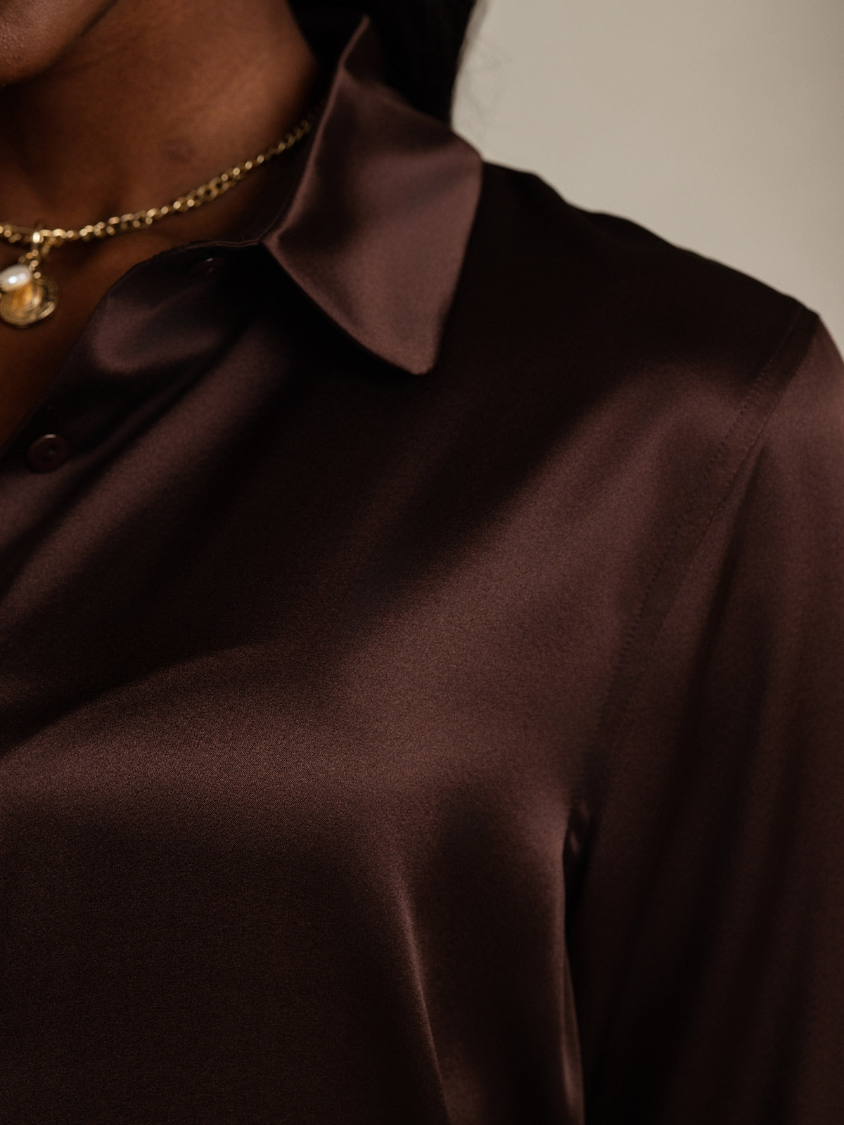 19Momme Silk Long Sleeve Lapel Collar Women's Shirt with Button Up Design