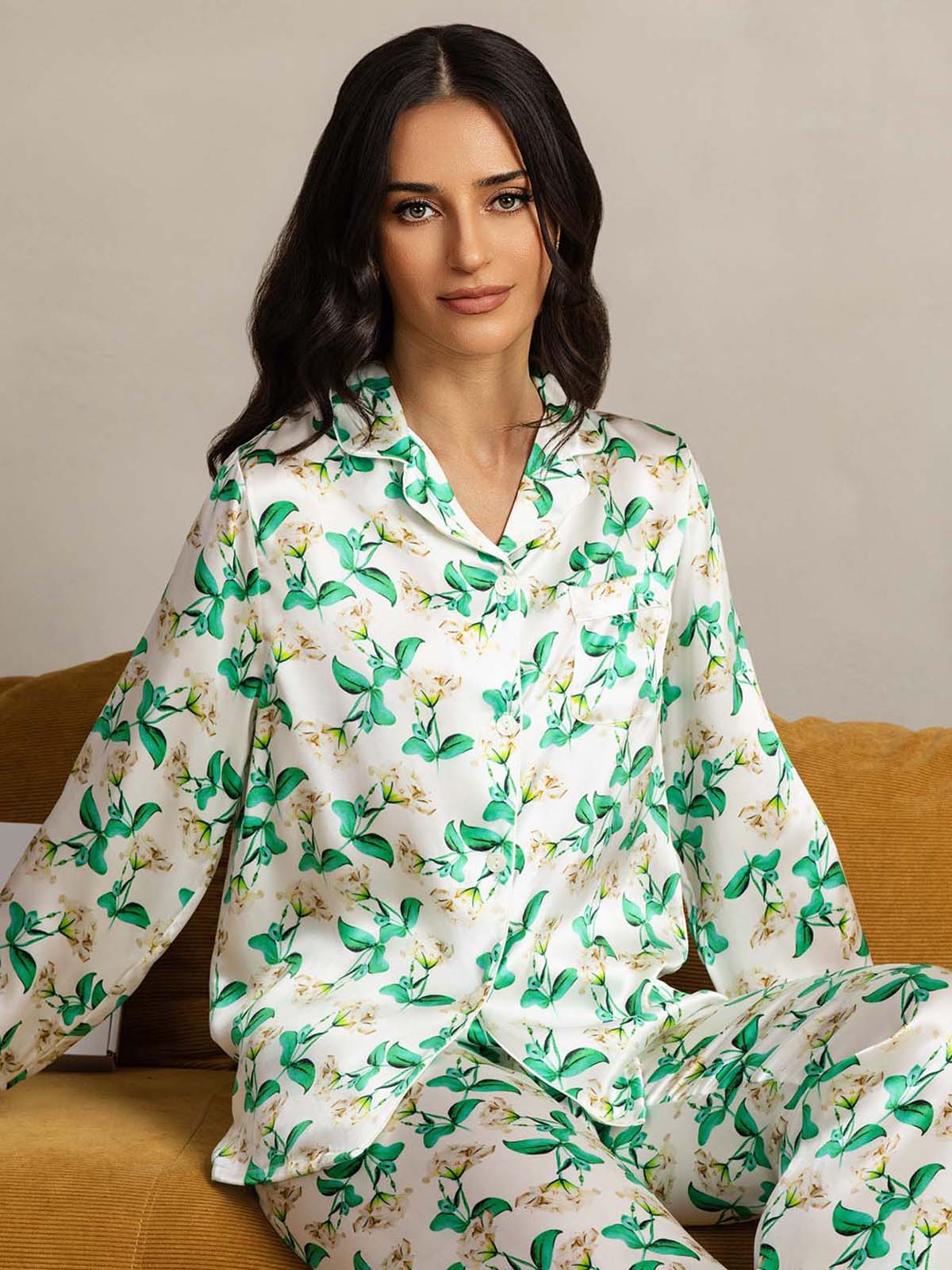 Women's Pure Silk Green Floral Print Long Sleeve Notch Collar Pajamas Set