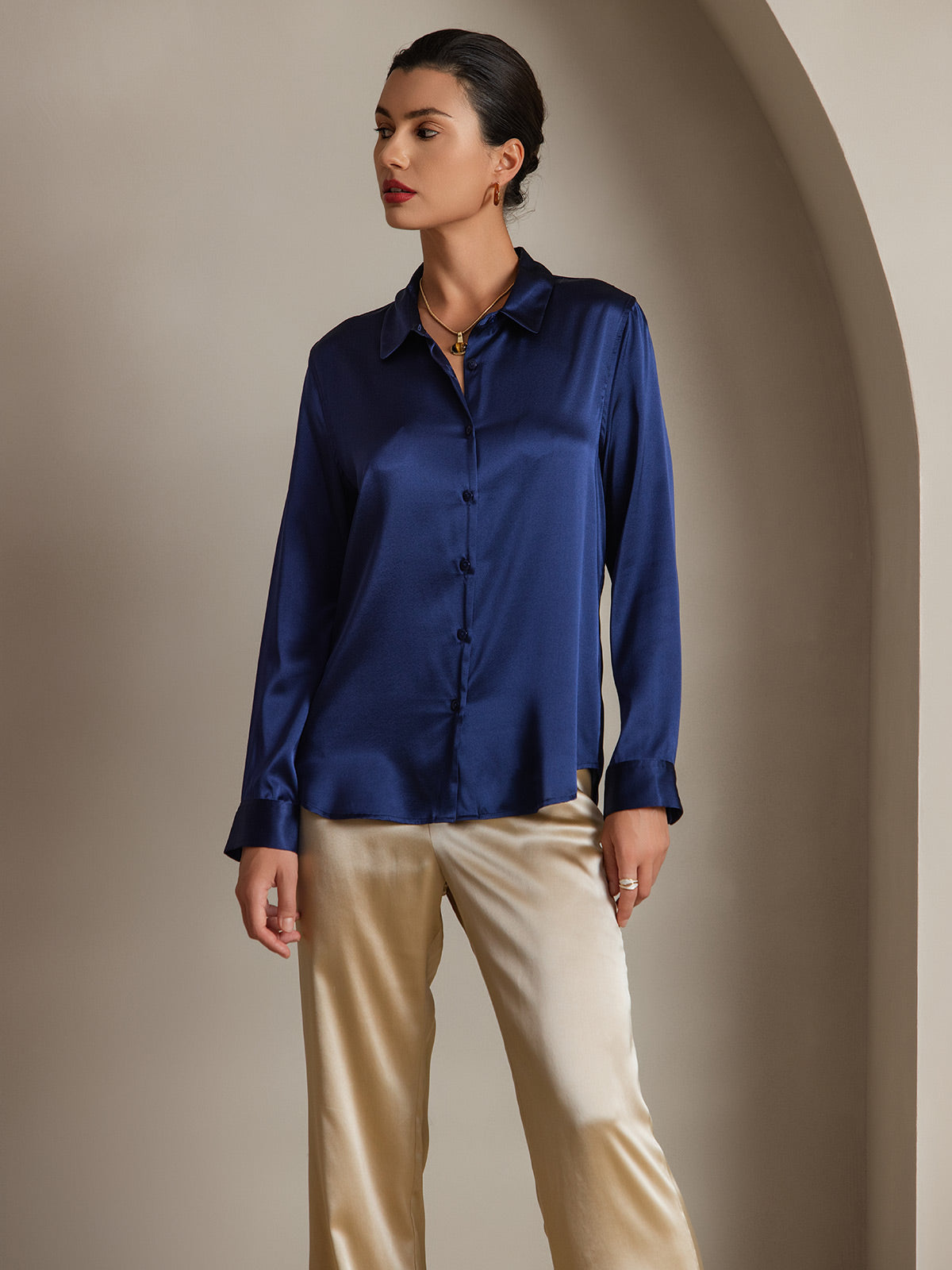 19Momme Silk Long Sleeve Lapel Collar Women's Shirt with Button Up Design
